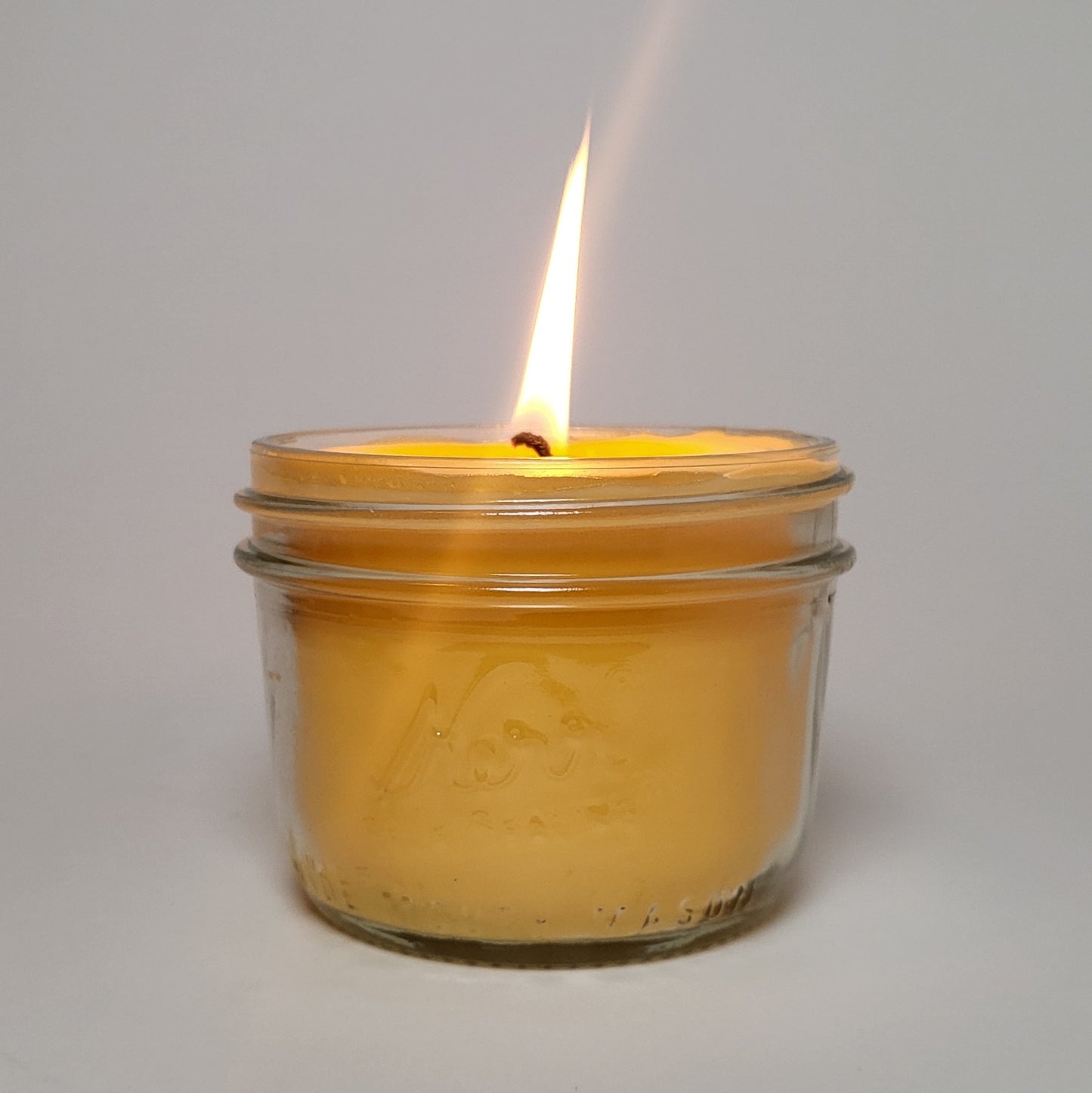 8oz. Organic Beeswax Candle with Hemp Wick